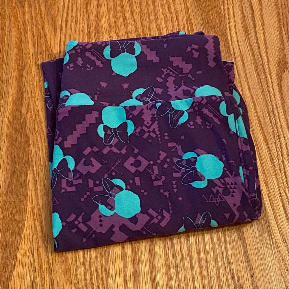 Brand New Disney Minnie Mouse LulaRoe Leggings🏰🐭